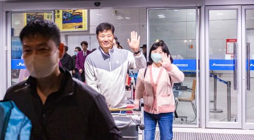 2023全省首个韩国入境旅游团抵达烟台凤凰网山东 凤凰网